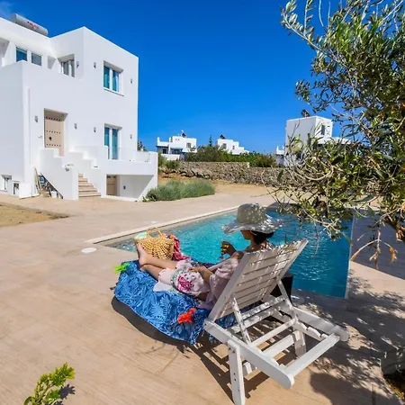 Divine Naxos Villa *