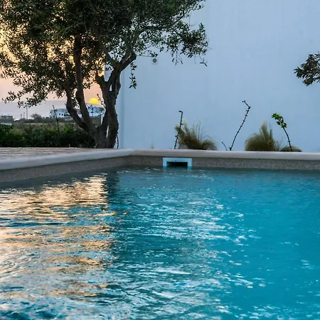 Divine Naxos