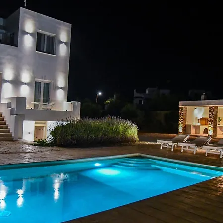 Divine Naxos * Plaka (Naxos)