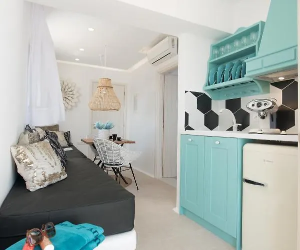 Divine Naxos * Pláka