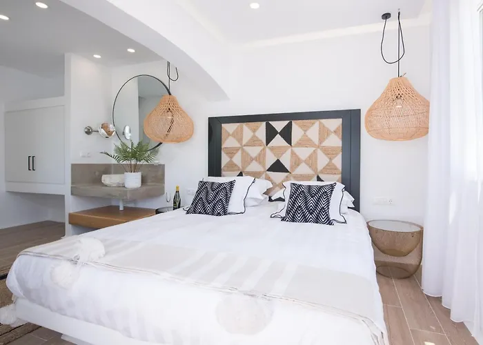 Divine Naxos * Pláka