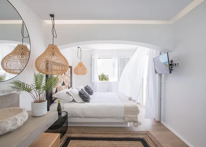 Divine Naxos * Pláka