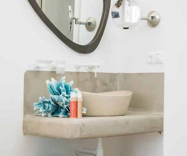 Divine Naxos * Pláka